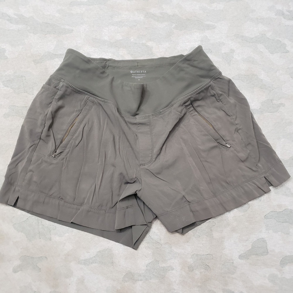 Athleta Trekkie North Short Womens 8 Green Hiking Outdoor Activewear Pull On